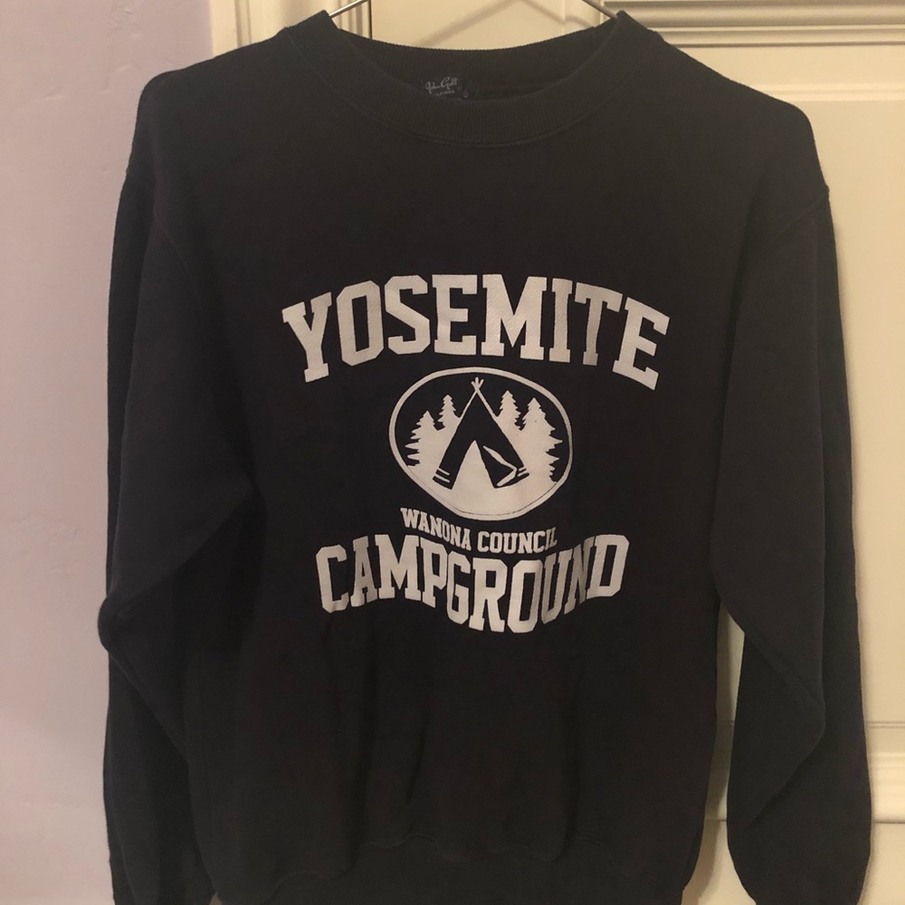 Brandy Melville Crewneck